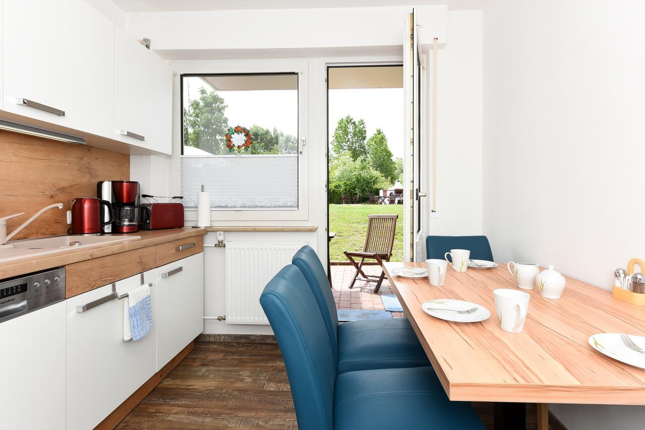 Haus Zur Moewe Mit Fruehstuecksoption Apartment Bensersiel Ngoại thất bức ảnh